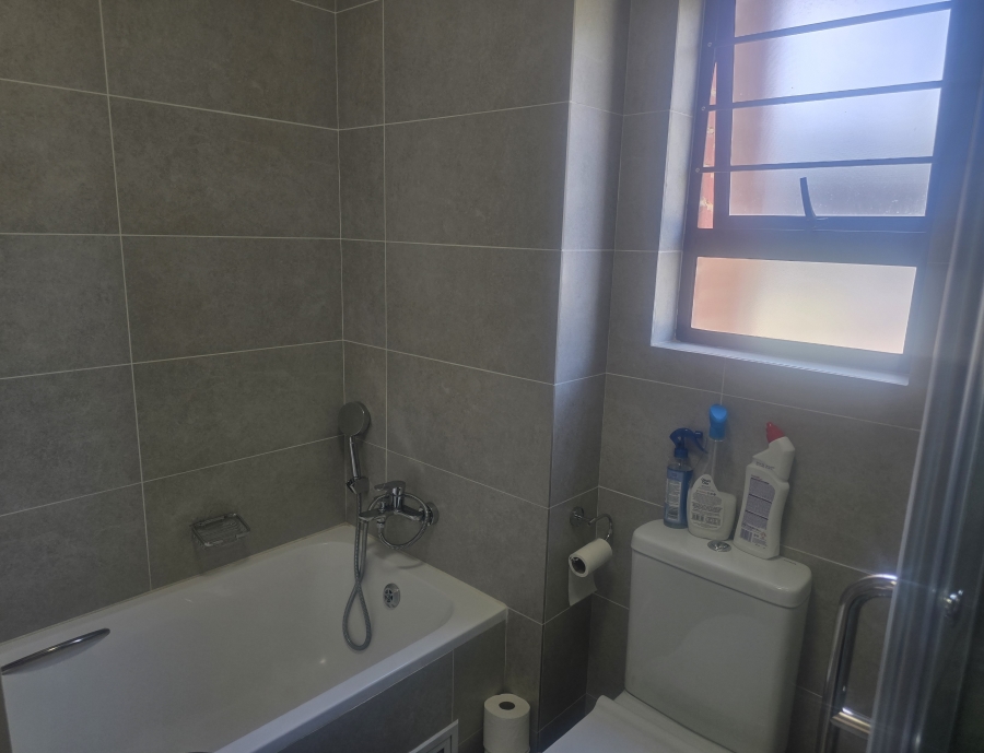 To Let 2 Bedroom Property for Rent in Northgate Gauteng