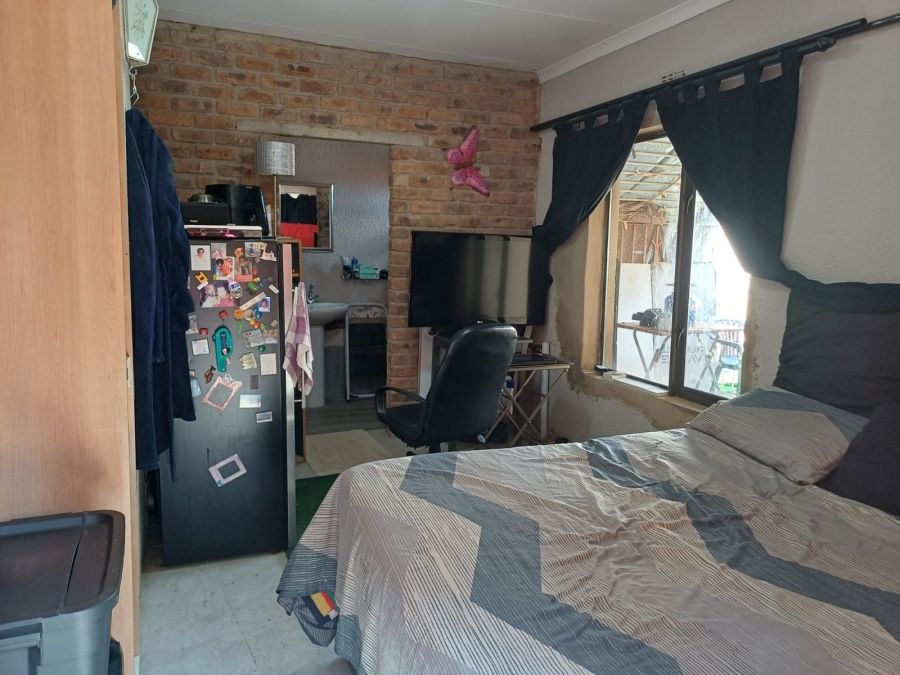 3 Bedroom Property for Sale in Buurendal Gauteng