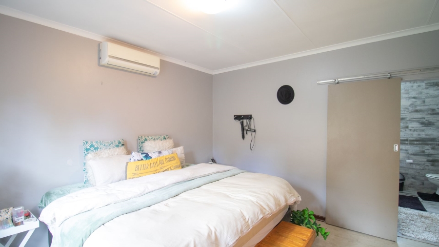 3 Bedroom Property for Sale in Halfway Gardens Gauteng