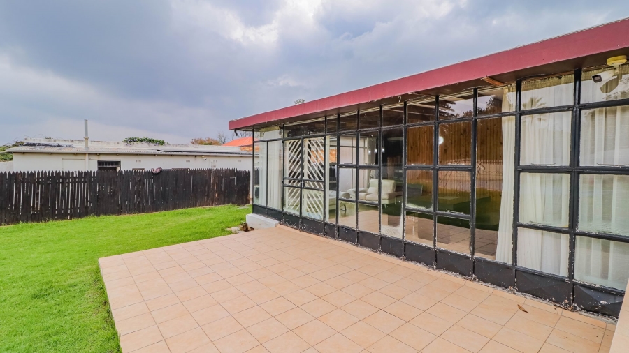 3 Bedroom Property for Sale in Bramley Gauteng