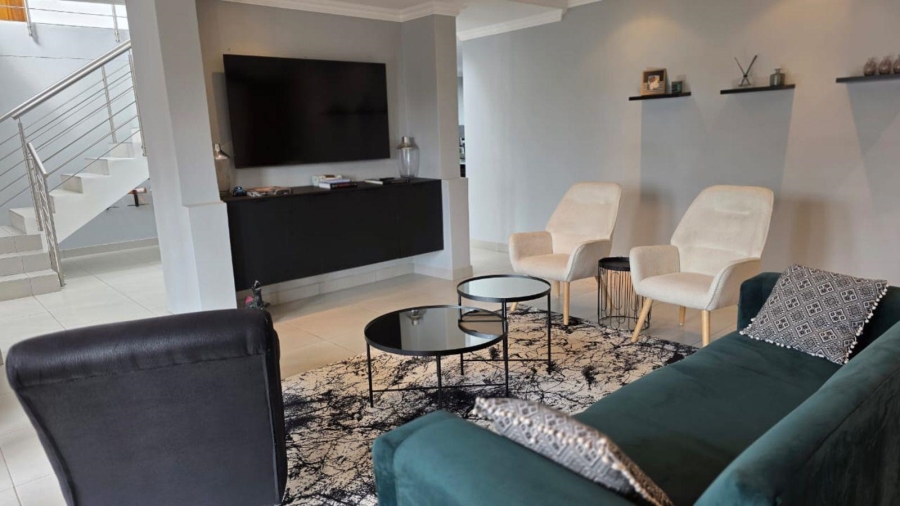 4 Bedroom Property for Sale in Greenstone Hill Gauteng