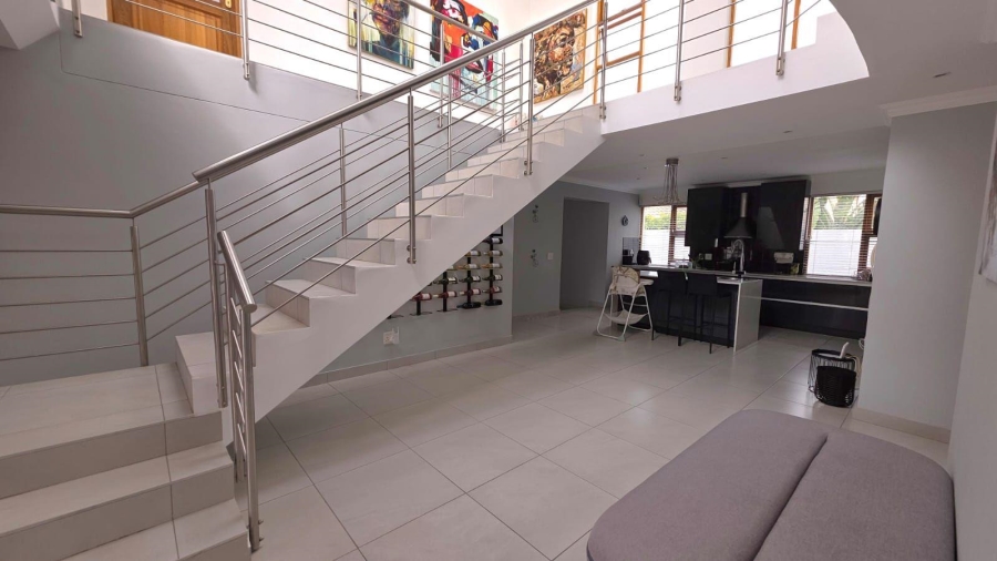 4 Bedroom Property for Sale in Greenstone Hill Gauteng