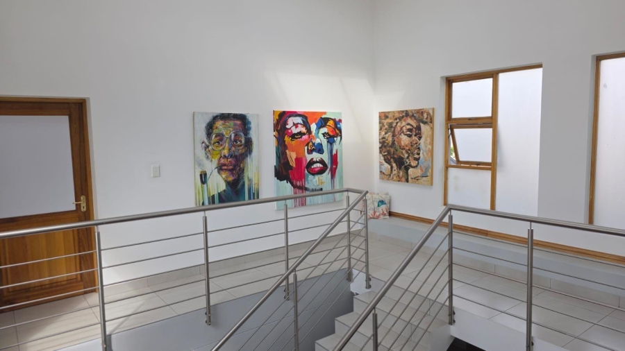 4 Bedroom Property for Sale in Greenstone Hill Gauteng