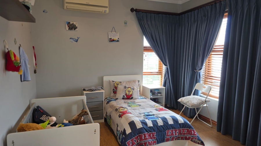 4 Bedroom Property for Sale in Greenstone Hill Gauteng