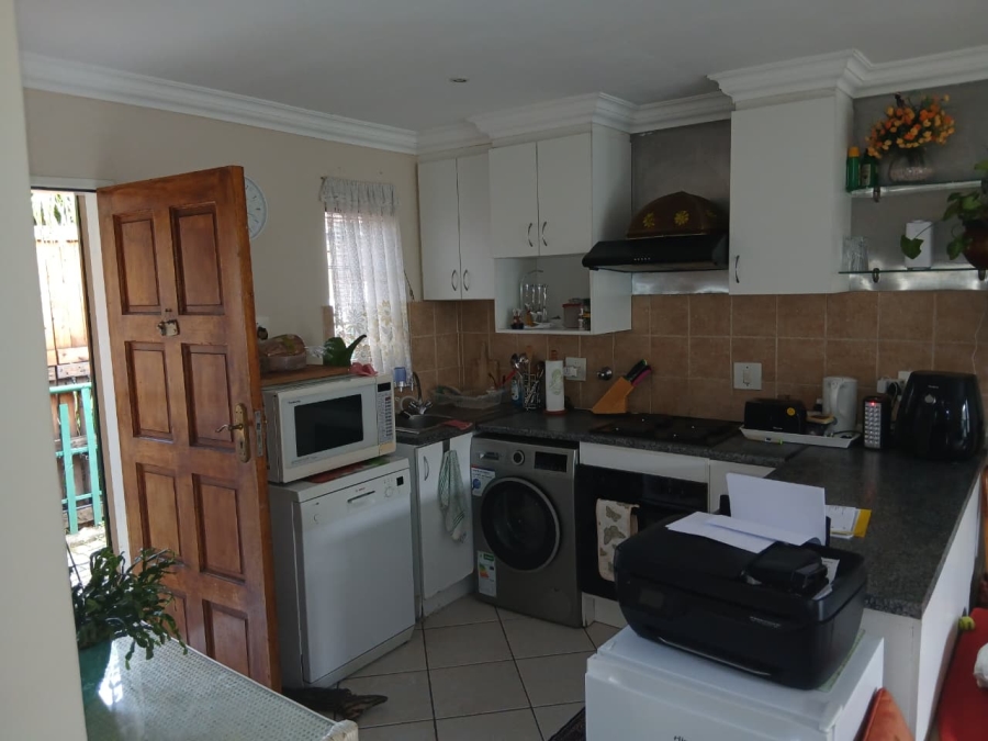 2 Bedroom Property for Sale in Illiondale Gauteng