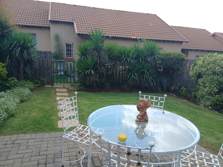 2 Bedroom Property for Sale in Illiondale Gauteng