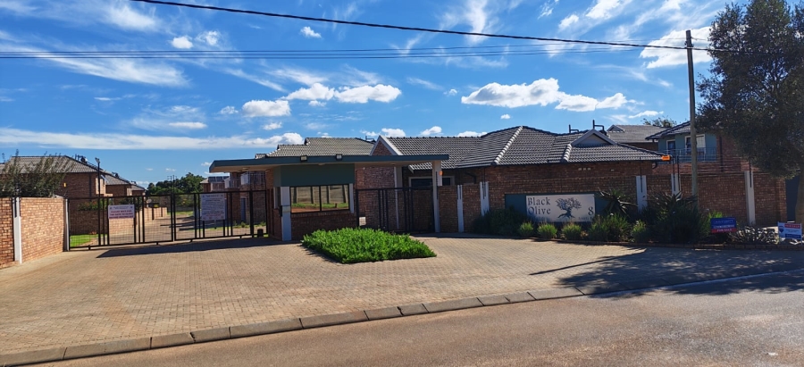 To Let 3 Bedroom Property for Rent in Slaterville A H Gauteng