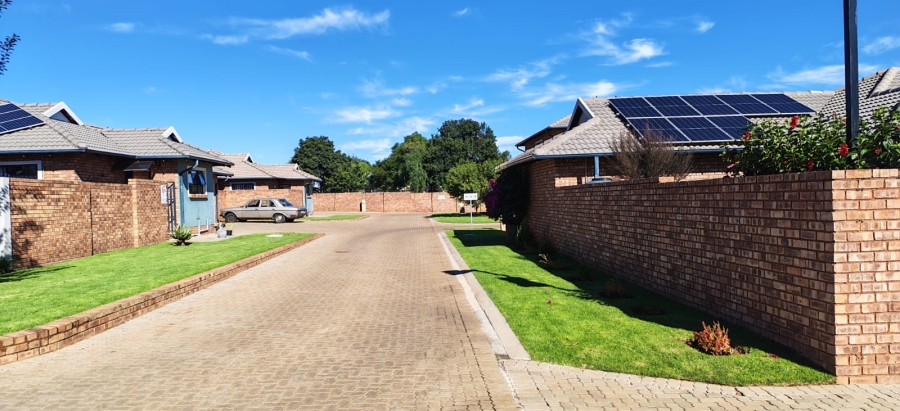 To Let 3 Bedroom Property for Rent in Slaterville A H Gauteng