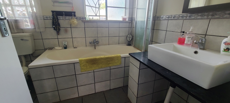 3 Bedroom Property for Sale in Edendale Gauteng