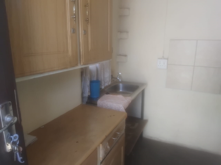 2 Bedroom Property for Sale in Tokoza Gauteng