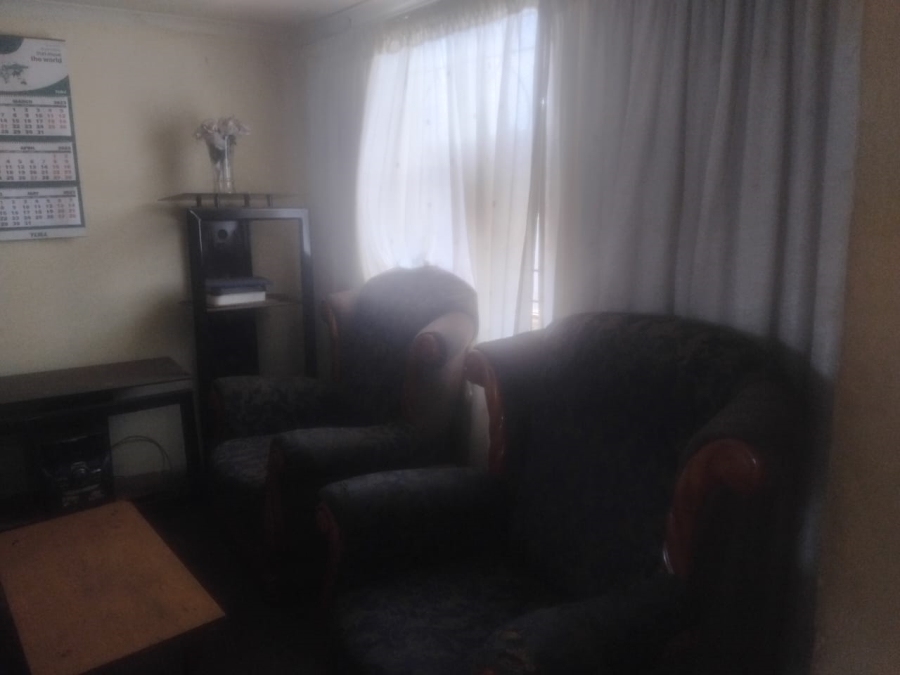 2 Bedroom Property for Sale in Tokoza Gauteng