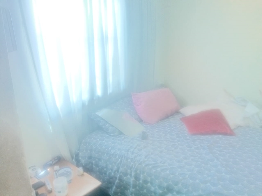 2 Bedroom Property for Sale in Tokoza Gauteng