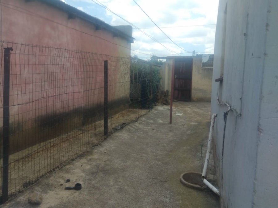 2 Bedroom Property for Sale in Tokoza Gauteng