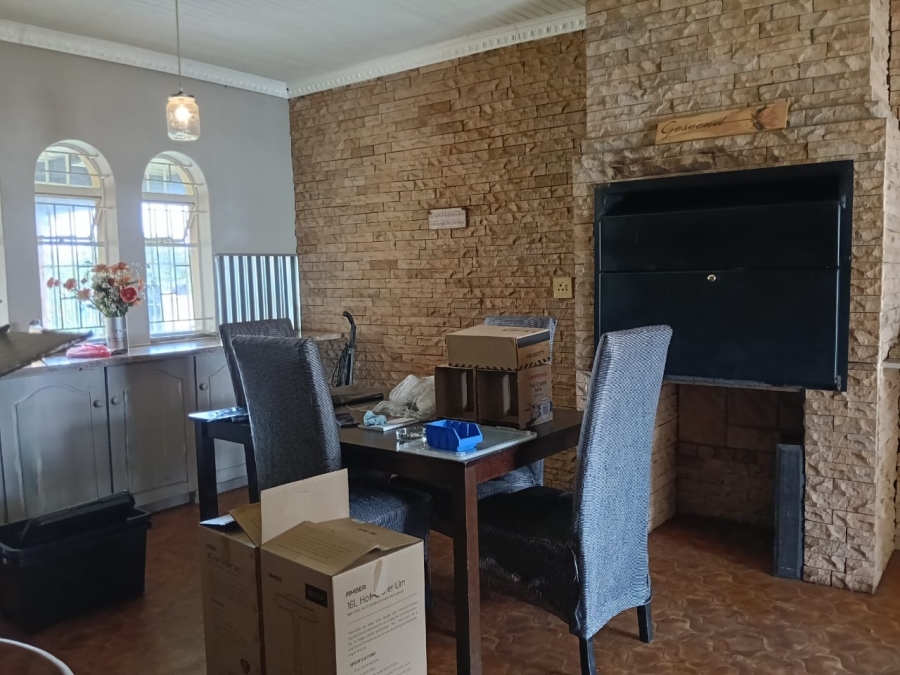 5 Bedroom Property for Sale in Tenacre A H Gauteng