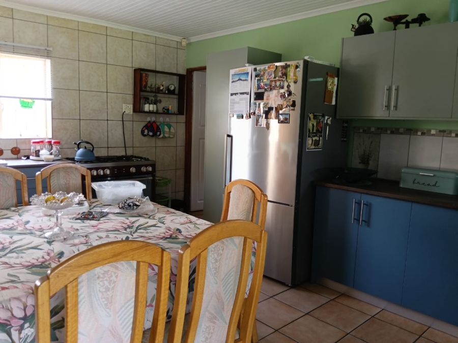 5 Bedroom Property for Sale in Tenacre A H Gauteng