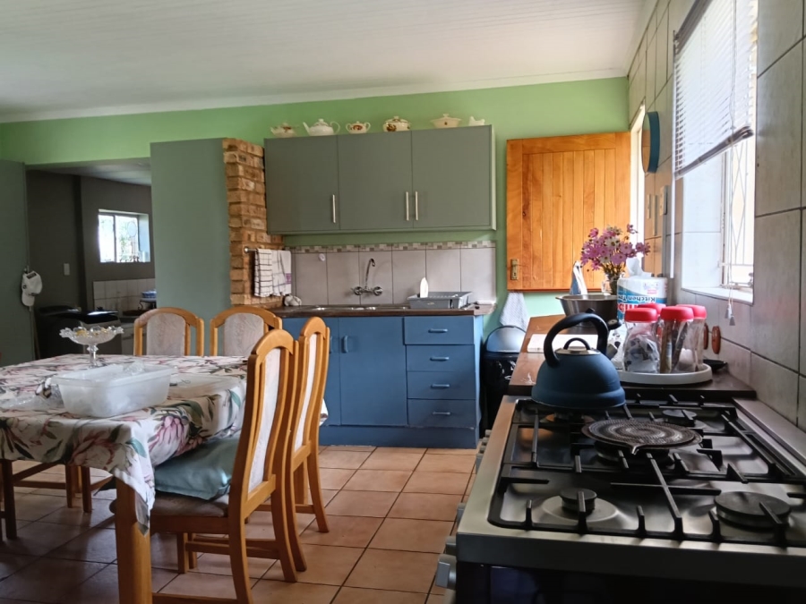5 Bedroom Property for Sale in Tenacre A H Gauteng
