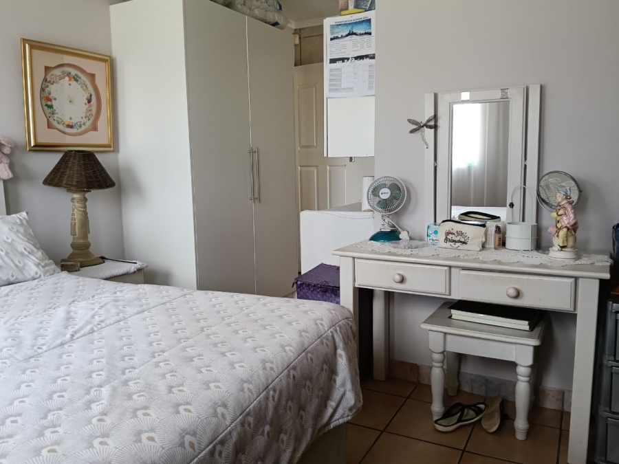 5 Bedroom Property for Sale in Tenacre A H Gauteng