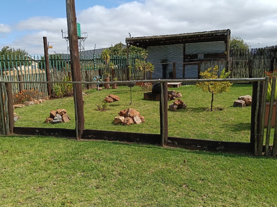 5 Bedroom Property for Sale in Tenacre A H Gauteng