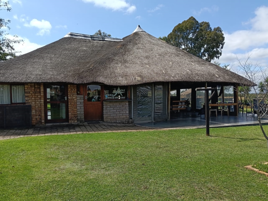 5 Bedroom Property for Sale in Tenacre A H Gauteng