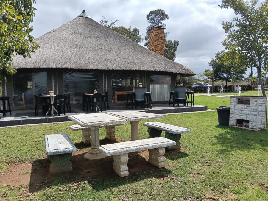 5 Bedroom Property for Sale in Tenacre A H Gauteng