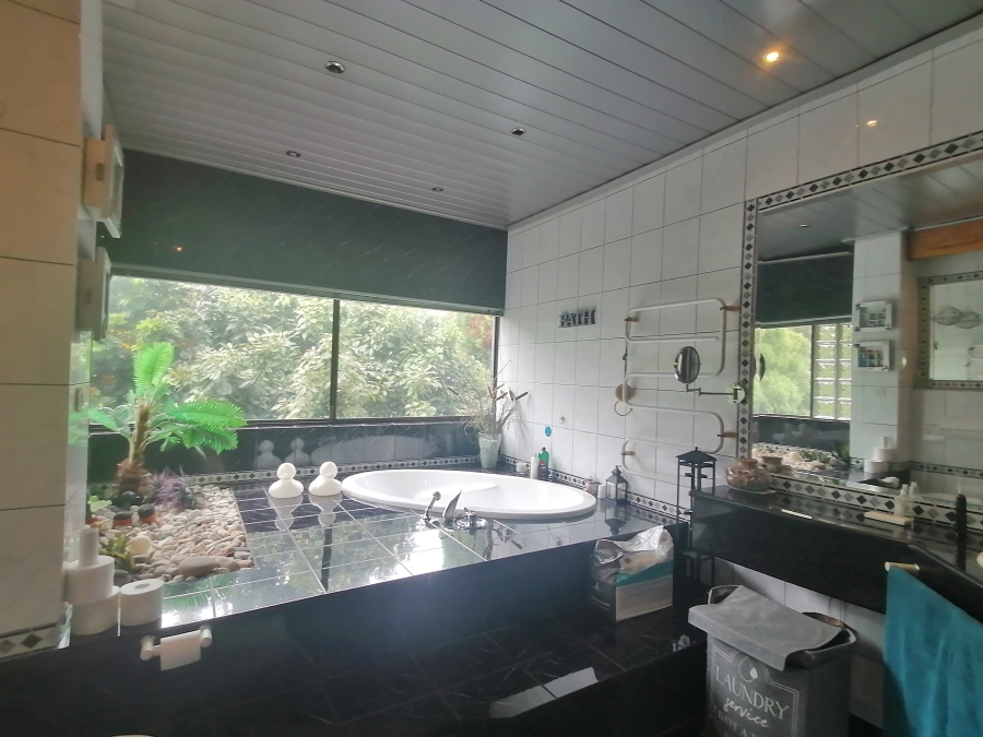 4 Bedroom Property for Sale in Horison Park Gauteng