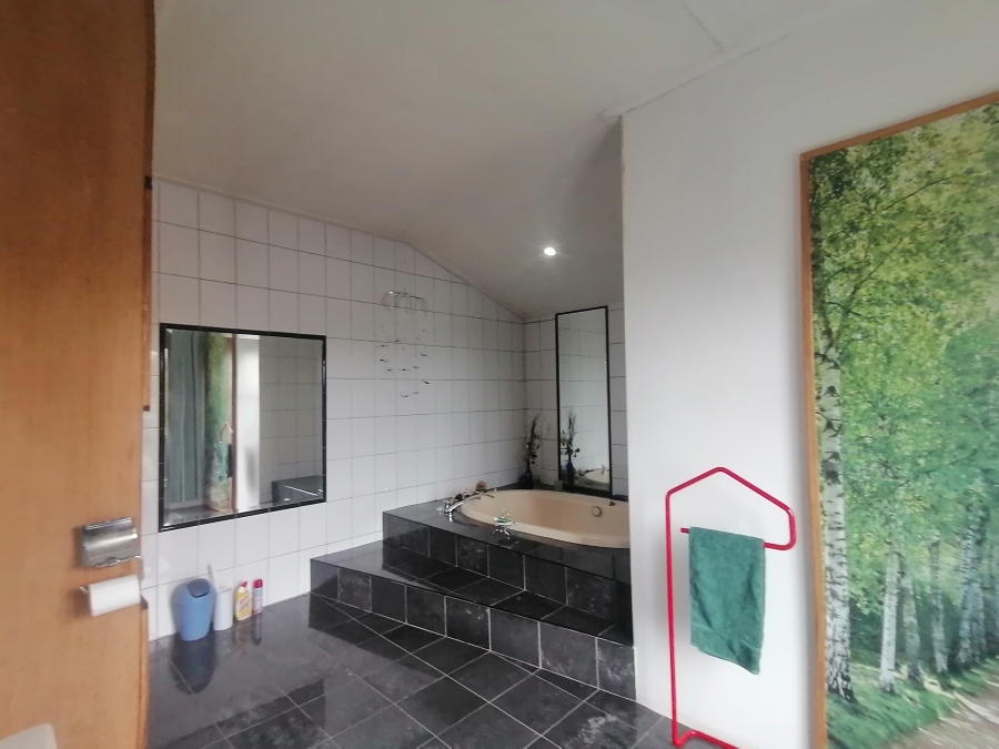 4 Bedroom Property for Sale in Horison Park Gauteng