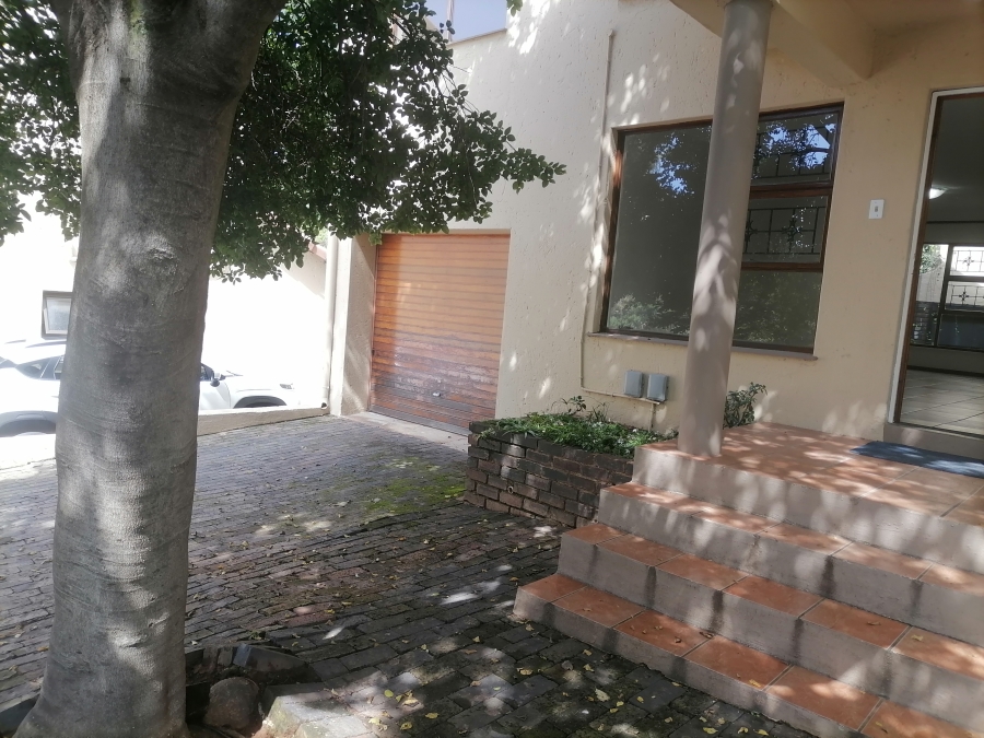 4 Bedroom Property for Sale in Kenmare Gauteng