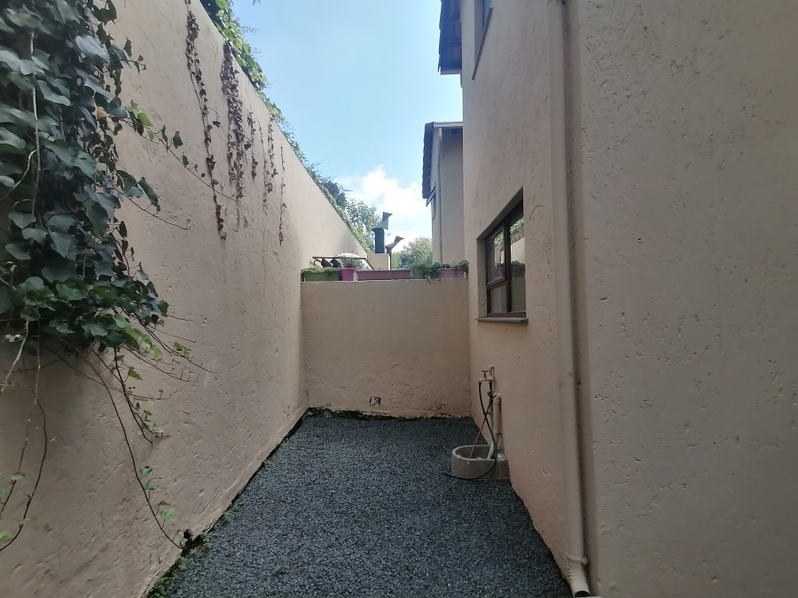 4 Bedroom Property for Sale in Kenmare Gauteng
