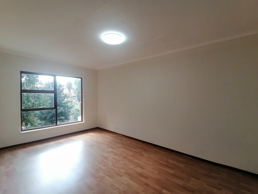 4 Bedroom Property for Sale in Kenmare Gauteng