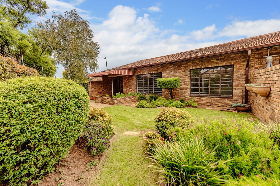 3 Bedroom Property for Sale in Ontdekkerspark Gauteng