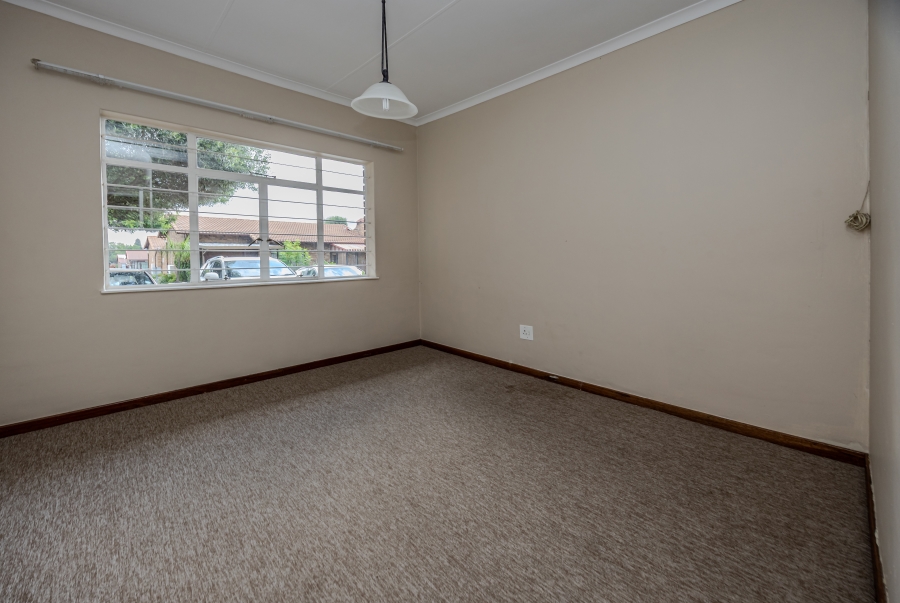 3 Bedroom Property for Sale in Ontdekkerspark Gauteng