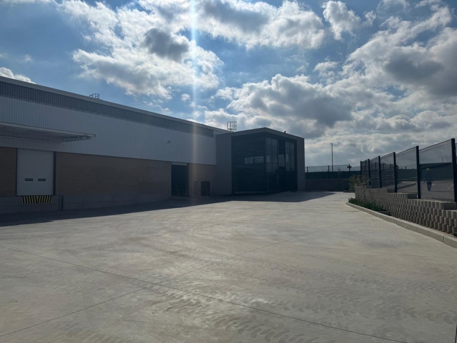 To Let Commercial Property for Rent in Airport Park Gauteng