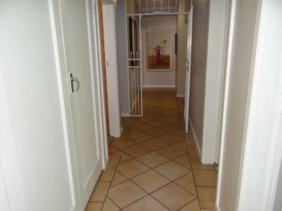 5 Bedroom Property for Sale in Capital Park Gauteng