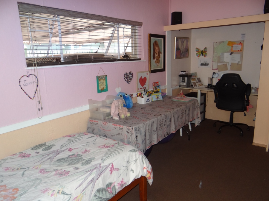 5 Bedroom Property for Sale in Capital Park Gauteng