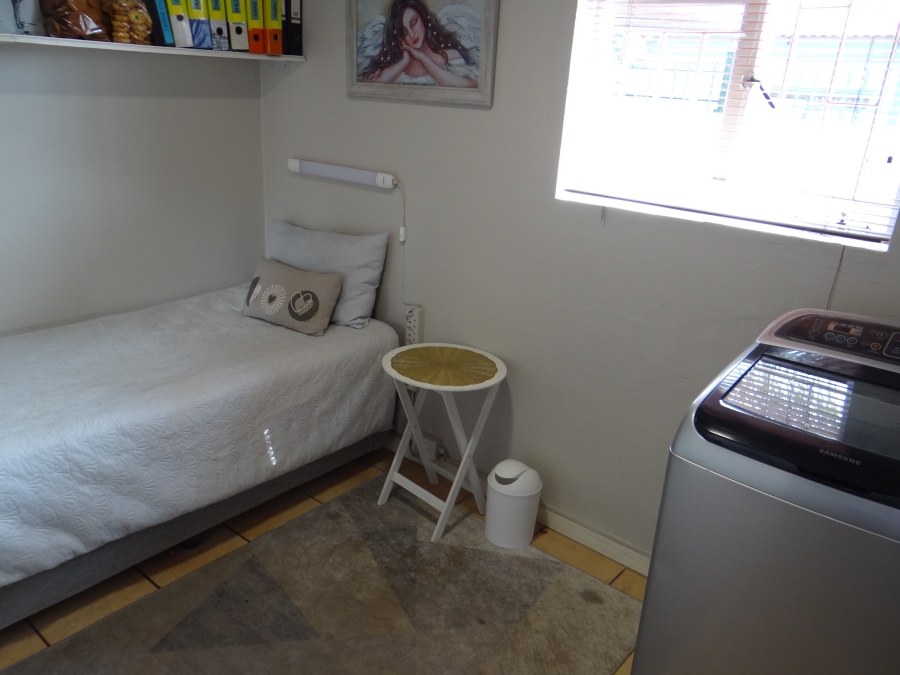 5 Bedroom Property for Sale in Capital Park Gauteng