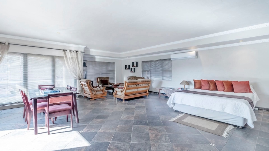 4 Bedroom Property for Sale in Dorandia Gauteng