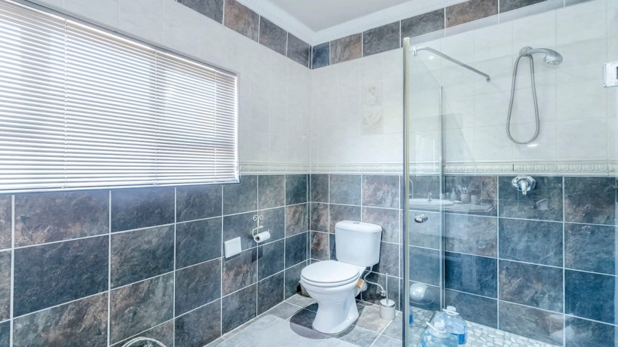 4 Bedroom Property for Sale in Dorandia Gauteng