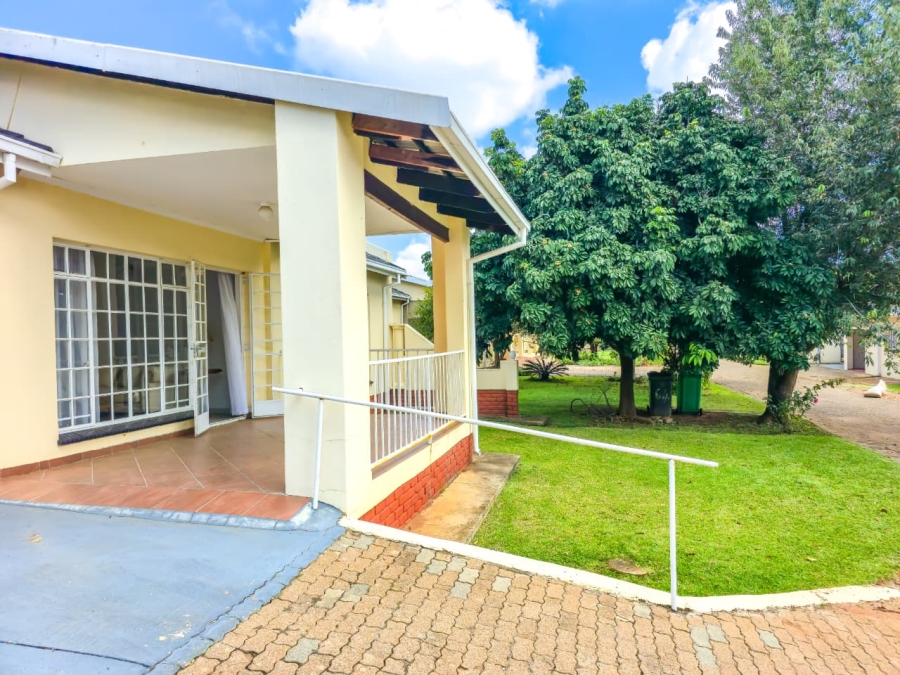 2 Bedroom Property for Sale in Theresa Park Gauteng