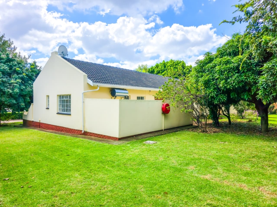 2 Bedroom Property for Sale in Theresa Park Gauteng