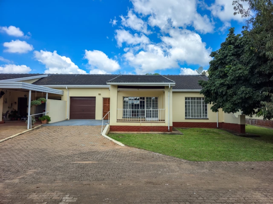 2 Bedroom Property for Sale in Theresa Park Gauteng