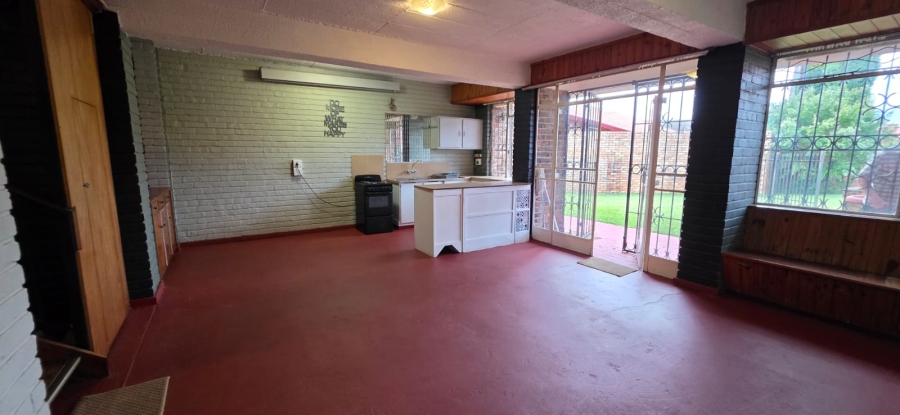 To Let 2 Bedroom Property for Rent in Montana Park Gauteng