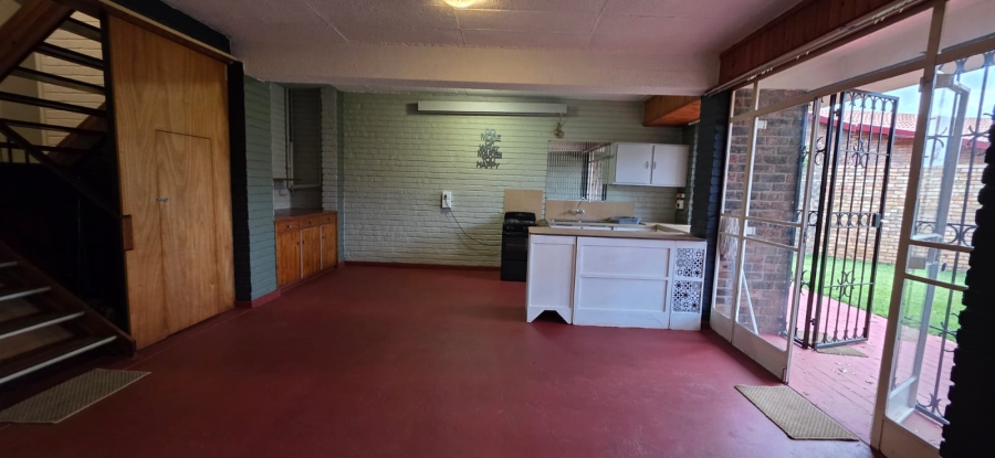To Let 2 Bedroom Property for Rent in Montana Park Gauteng
