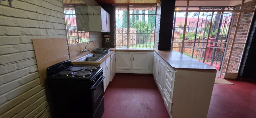 To Let 2 Bedroom Property for Rent in Montana Park Gauteng