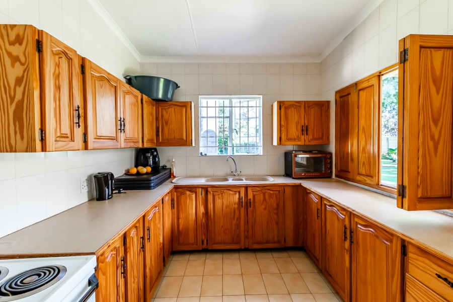 4 Bedroom Property for Sale in Rietfontein Gauteng