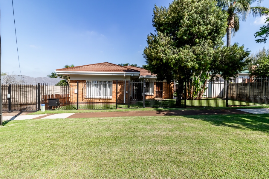 4 Bedroom Property for Sale in Rietfontein Gauteng