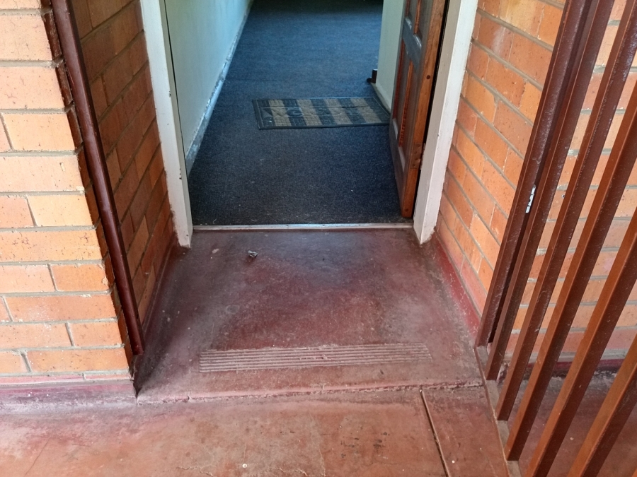 2 Bedroom Property for Sale in Vanderbijlpark CE 1 Gauteng