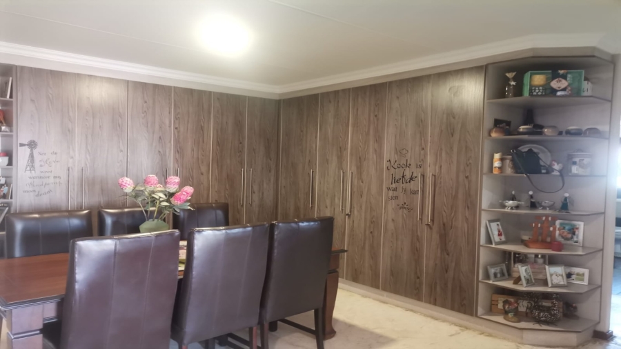 5 Bedroom Property for Sale in Vanderbijlpark SE 1 Gauteng