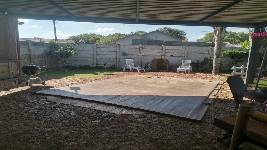 5 Bedroom Property for Sale in Vanderbijlpark SE 1 Gauteng