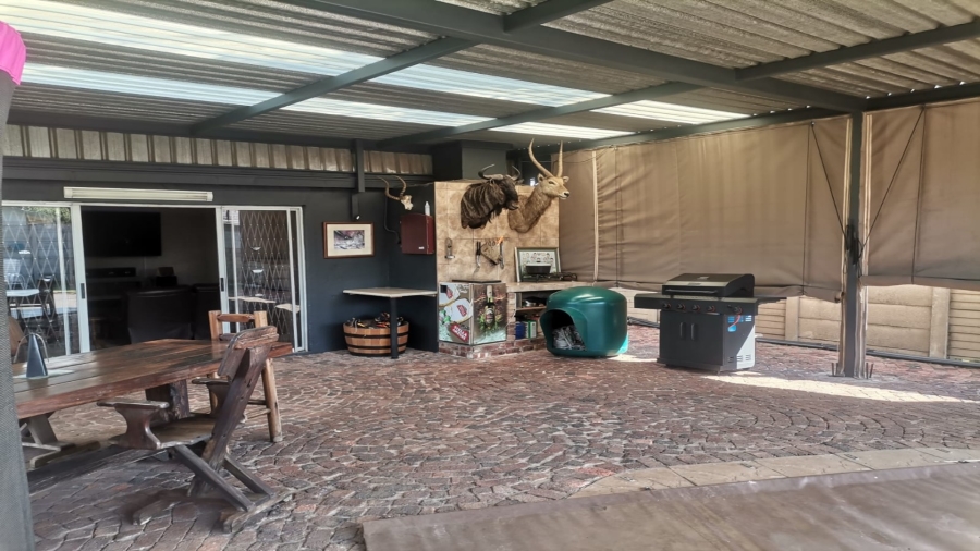 5 Bedroom Property for Sale in Vanderbijlpark SE 1 Gauteng