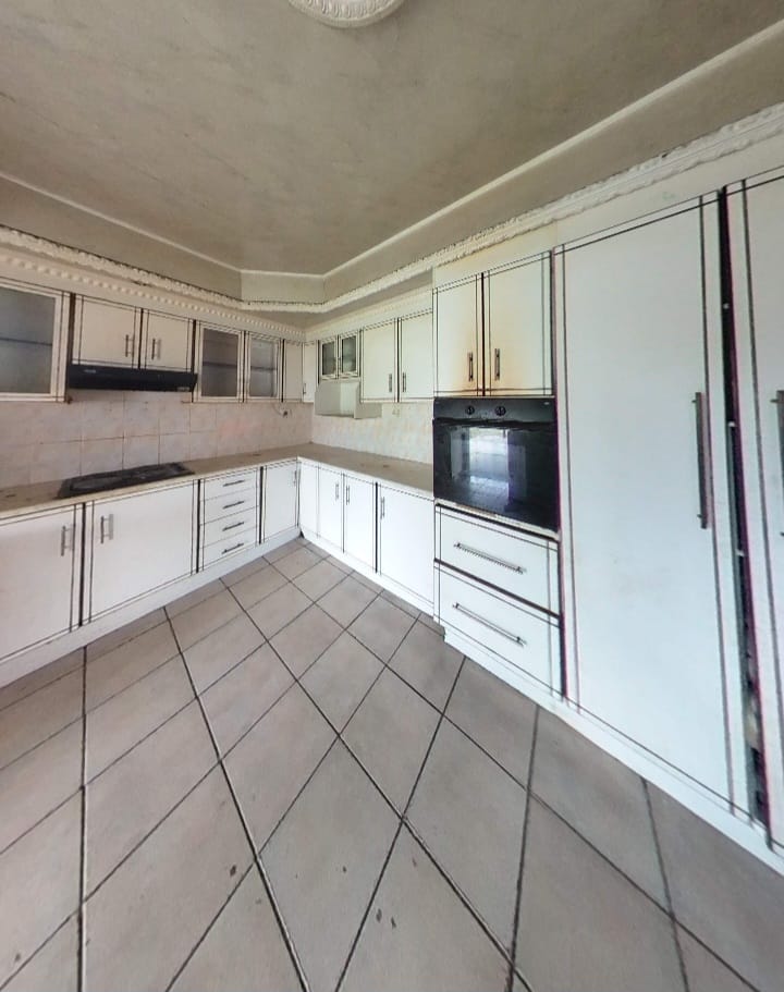 6 Bedroom Property for Sale in Vereeniging Gauteng